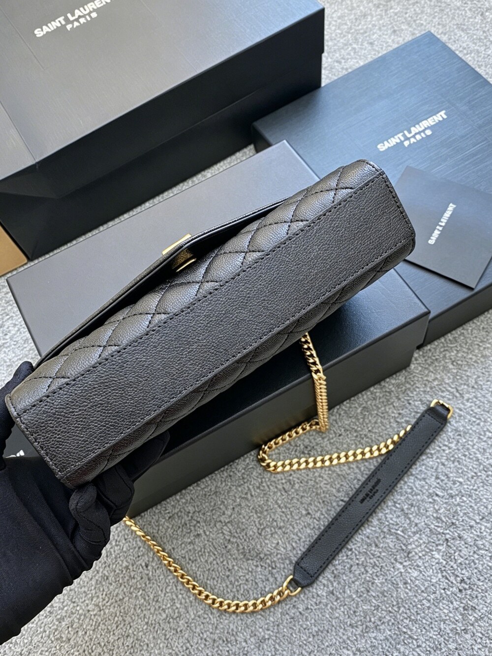 YSL Medium Quilted Leather Bag - Picture 6 of 6